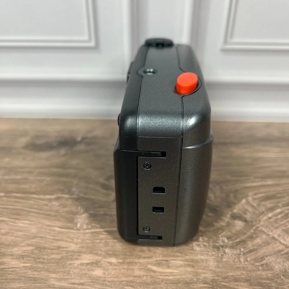 Snap Sights 35mm Film Camera Gray Waterproof Casing 100ft Manual